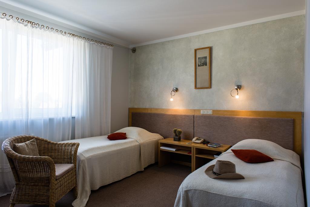 Hotel Sanvilla Sigulda Oda fotoğraf